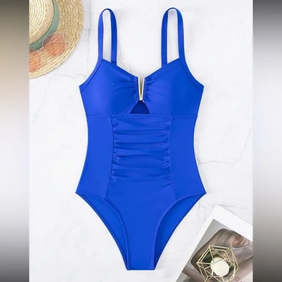 Colorful Cut out Adjustable Straps Ruched Monokini One Piece Swimsuit - Picture 14 of 14